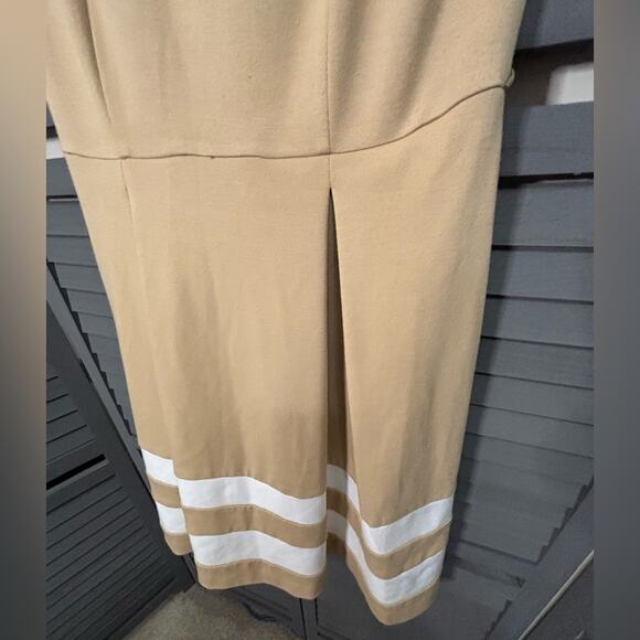 Calvin Klein Sleeveless Tan Pleated Dress with White Stripes at Hem Line Size 6 - Picture 4 of 8